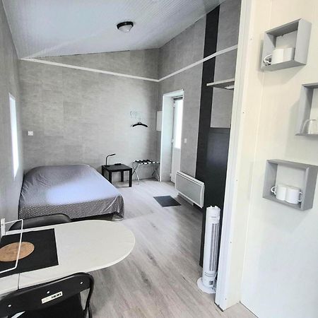 Studio Des Lacs - 2 Pers - Centre-Ville Brassac-les-Mines Luaran gambar